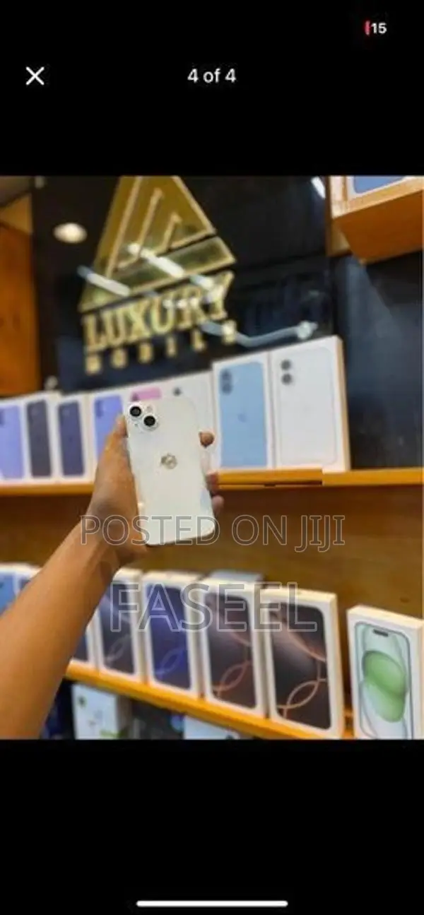 Apple iPhone 13 (Used)