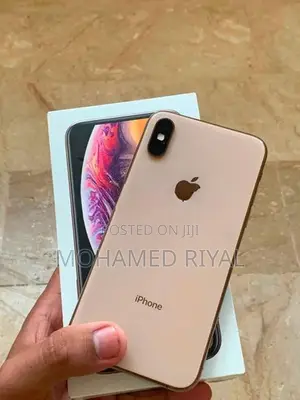 Apple iPhone XS (Used)
