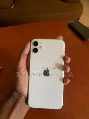Apple iPhone 11 (Used)