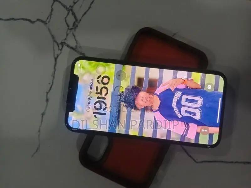 Apple iPhone X (Used)