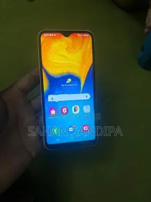 Samsung Galaxy A20e 3GB/32GB (Used)