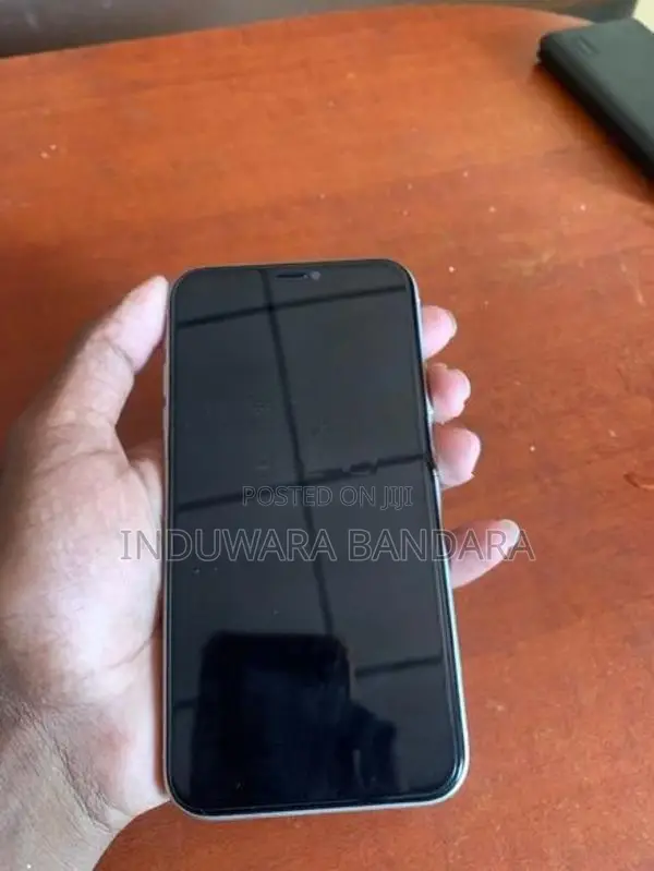 Apple iPhone 11 (Used)
