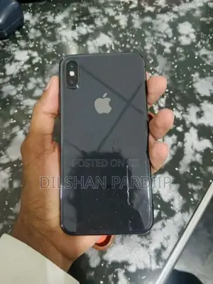 Apple iPhone X (Used)