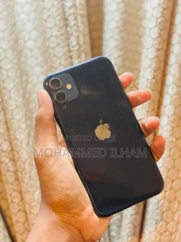 Apple iPhone 11 (Used)