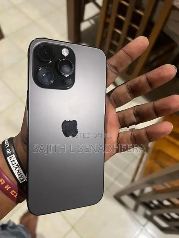Apple iPhone 14 Pro Max 256GB (Used)