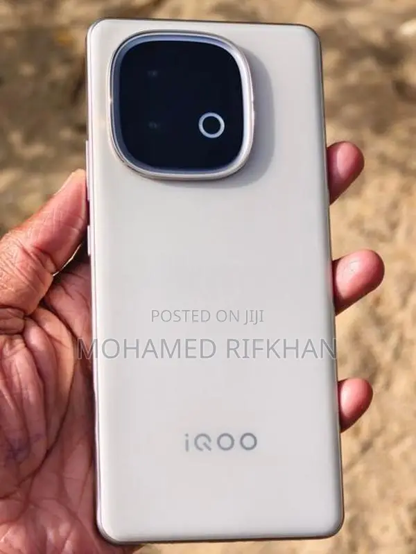 iqoo Neo 10 16GB | 512GB (Used)