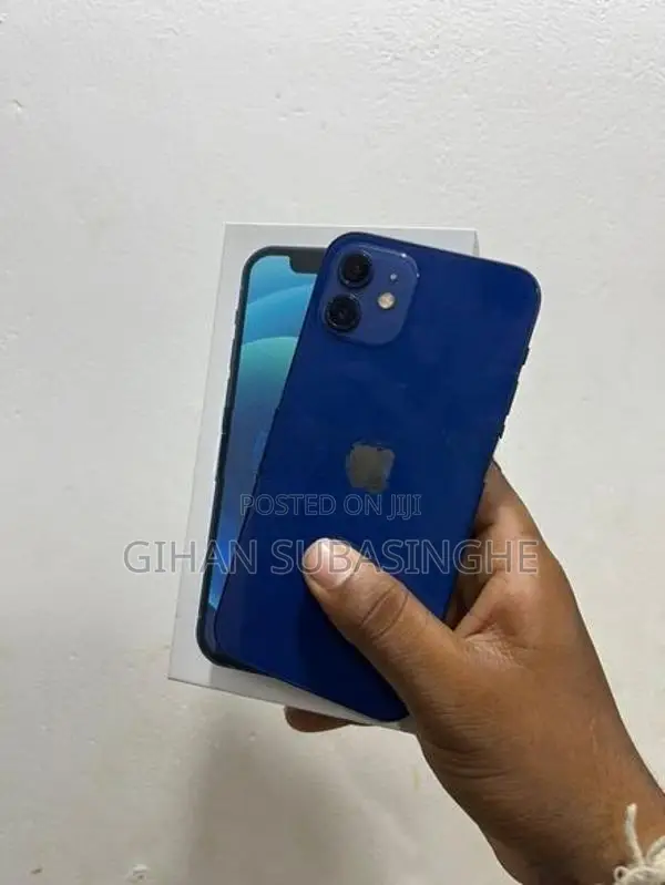 Apple iPhone 12 64GB (Used)