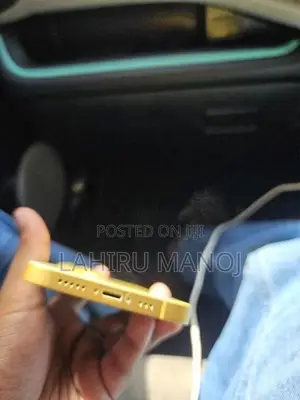 Apple iPhone 14 (Used)