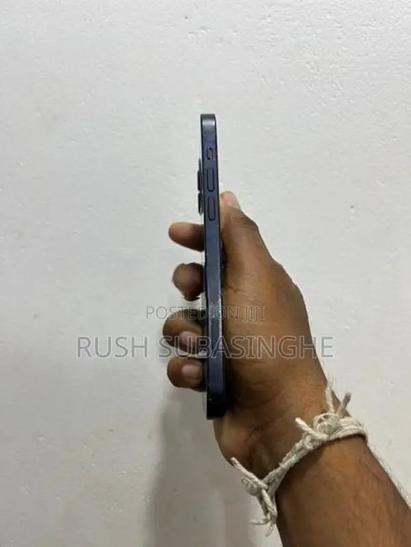 Apple iPhone 12 128GB (Used)