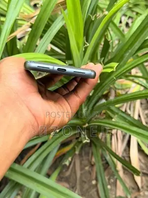 Google Pixel 8 (Used)