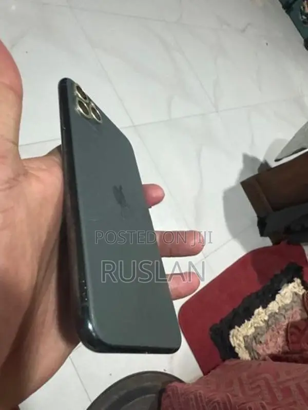 Apple iPhone 11 Pro Max 256GB (Used)