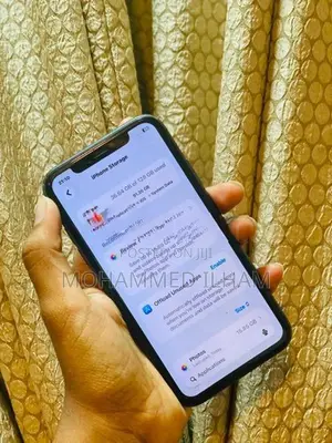Apple iPhone 11 (Used)