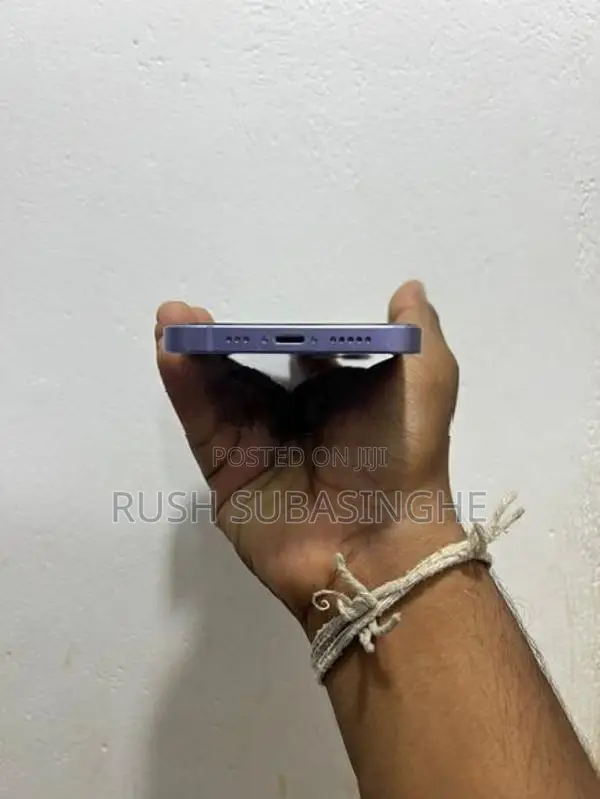 Apple iPhone 12 128GB (Used)