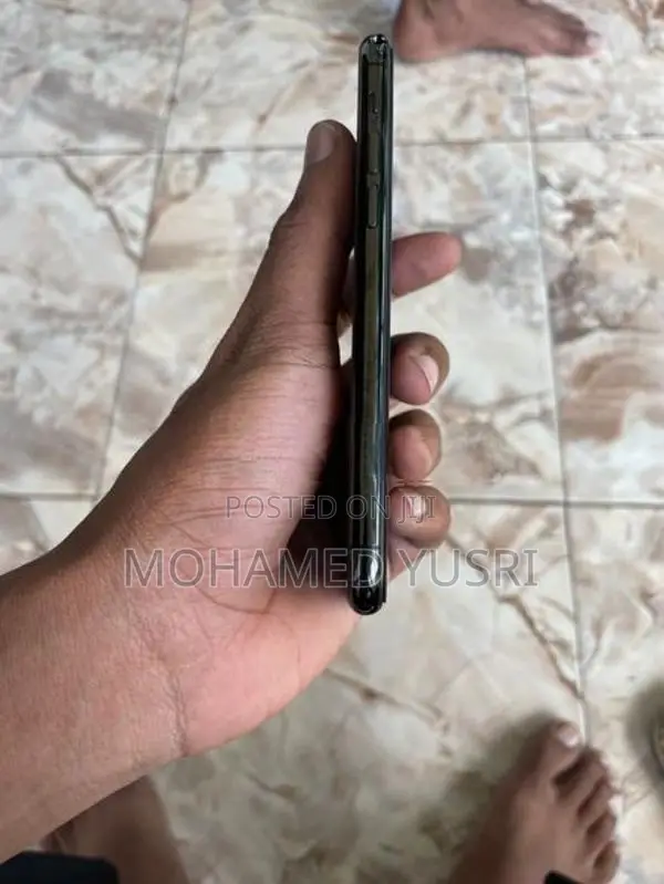 Apple iPhone 11 Pro (Used)