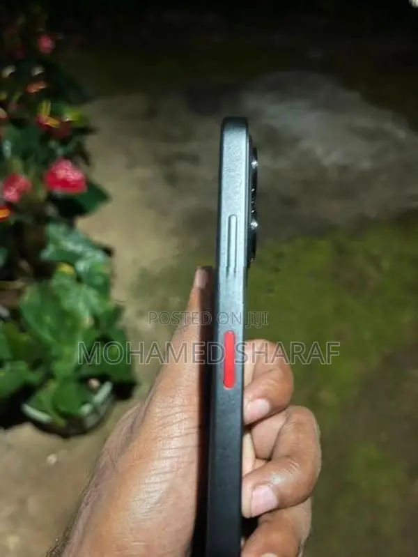 Nubia v80 (Used)