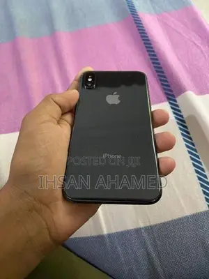 Apple iPhone X (Used)