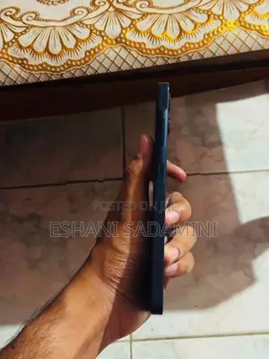 Samsung Galaxy A06 (Used)