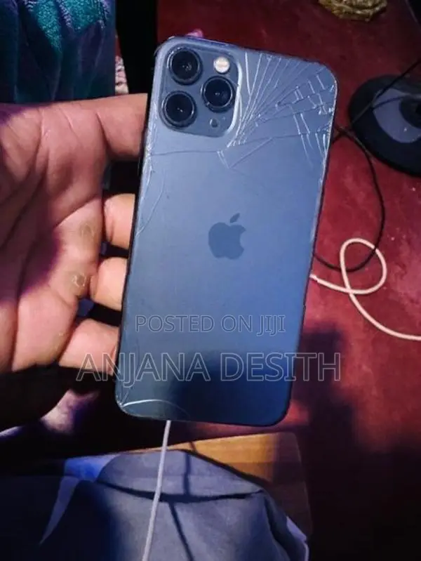Apple iPhone 11 Pro (Used)