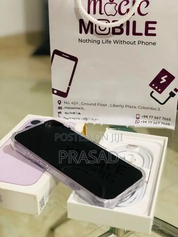 Apple iPhone 17 256 (Used)