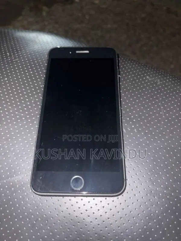 Apple iPhone 8 Plus (Used)