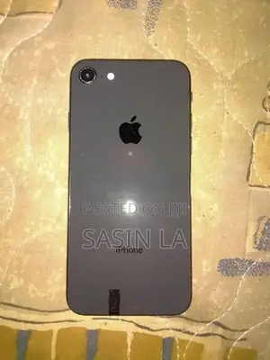 Apple iPhone 8 sasin lakshitha (Used)