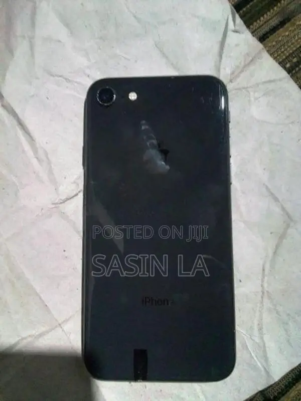 Apple iPhone 8 sasin lakshitha (Used)