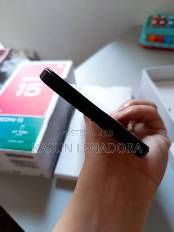 Xiaomi Redmi 15 16/256 (Used)