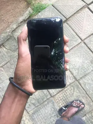 Apple iPhone 11 Pro Max (Used)