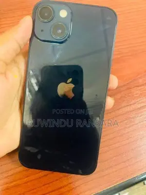 Apple iPhone 13 (Used)
