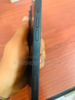 Apple iPhone 13 (Used)