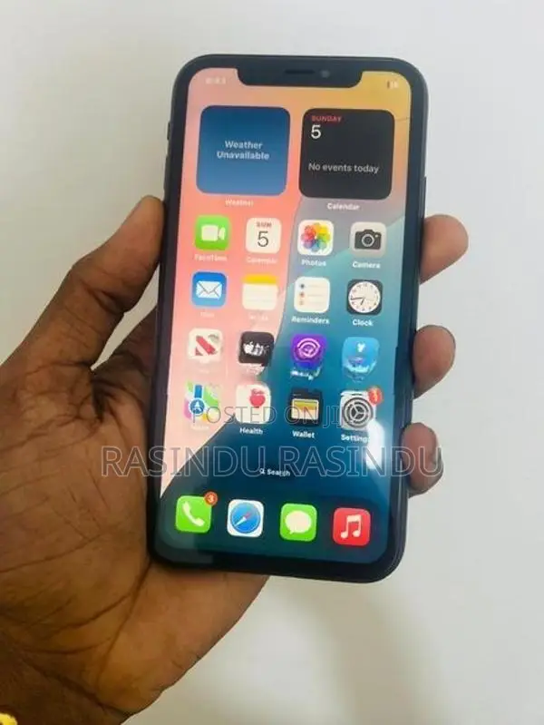 Apple iPhone XR (Used)