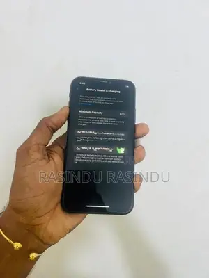 Apple iPhone XR (Used)