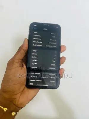 Apple iPhone XR (Used)