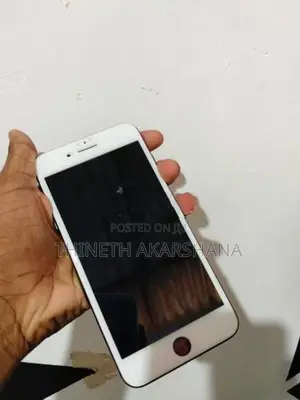 Apple iPhone 8 Plus (Used)