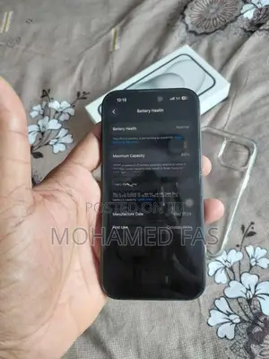 Apple iPhone 15 Black (Used)