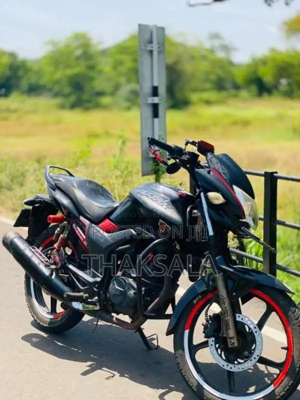 Hero Hunk 2012 Motorbike (Used)