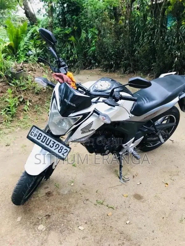 Honda CB Hornet 2016 Motorbike (Used)
