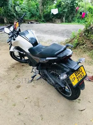 Honda CB Hornet 2016 Motorbike (Used)