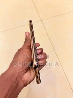 Apple iPhone 11 Pro Max (Used)