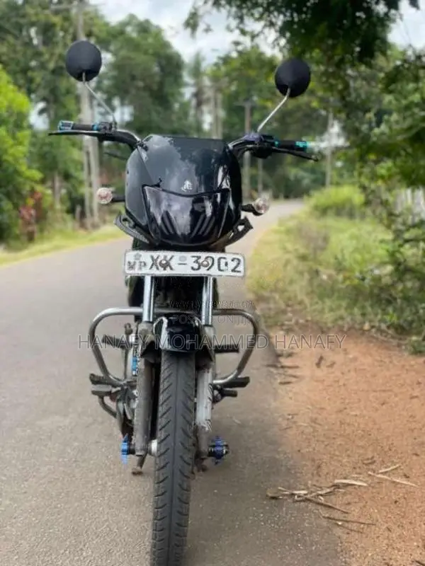Bajaj CT-100 2012 Motorbike (Used)