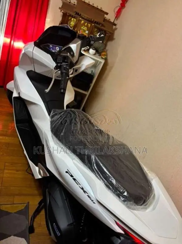 Honda Pcx 160 2026 Motorbike Brand New