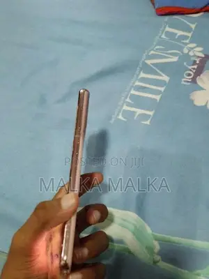 Samsung Galaxy S21 (Used)