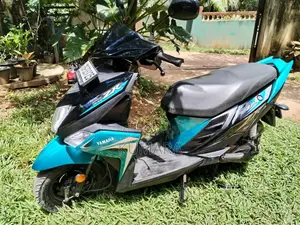 Yamaha ZR 2017 Motorbike (Used)