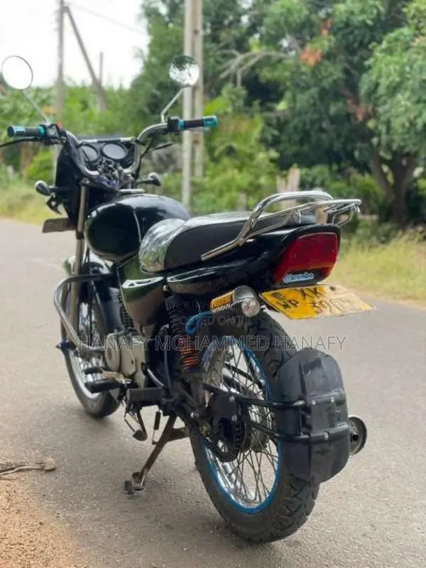 Bajaj CT-100 2012 Motorbike (Used)