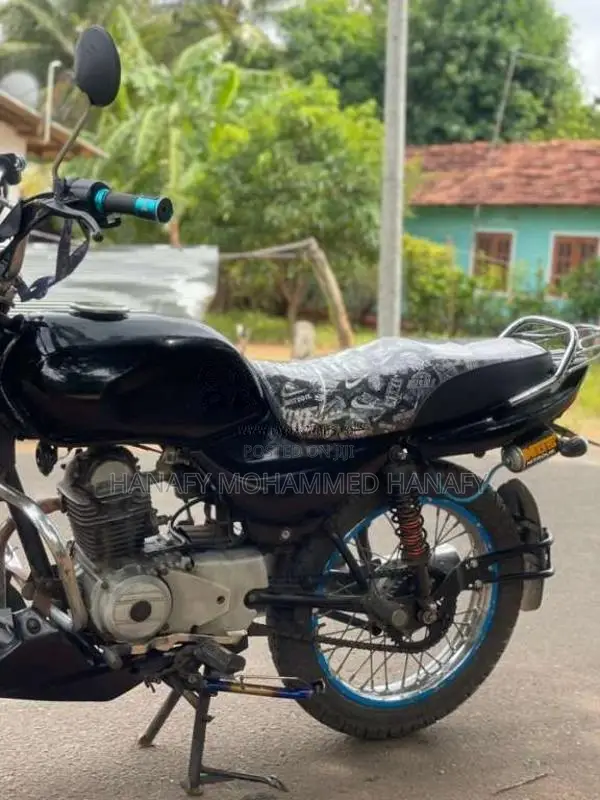 Bajaj CT-100 2012 Motorbike (Used)