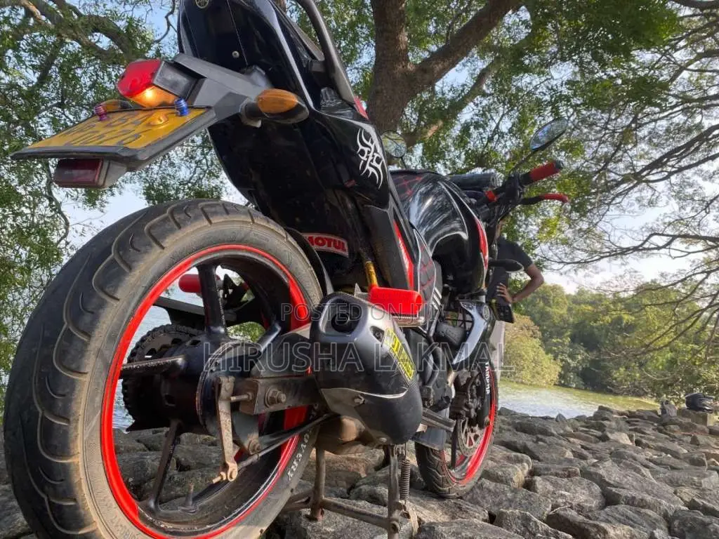 Yamaha FZ-S 2013 Motorbike (Used)