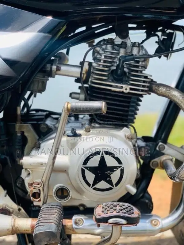 Bajaj CT-100 2011 Motorbike (Used)