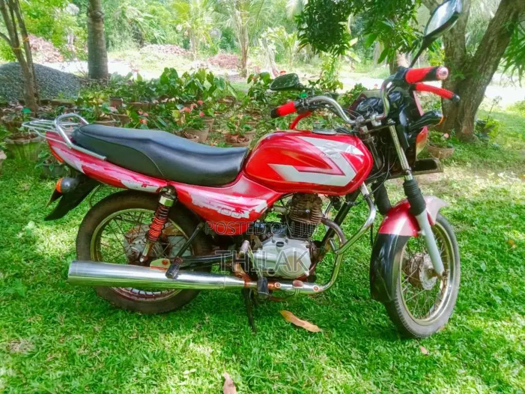 Bajaj CT-100 2006 Motorbike (Used)