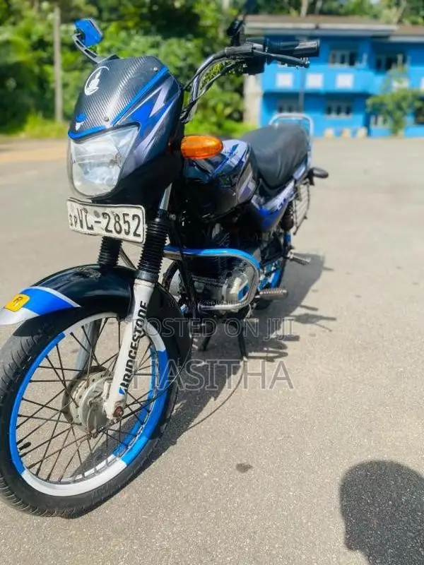 Bajaj CT-100 2009 Motorbike (Used)
