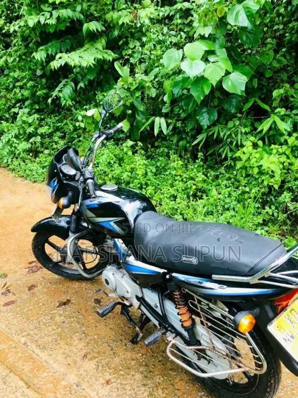 Bajaj CT-100 2012 Motorbike (Used)